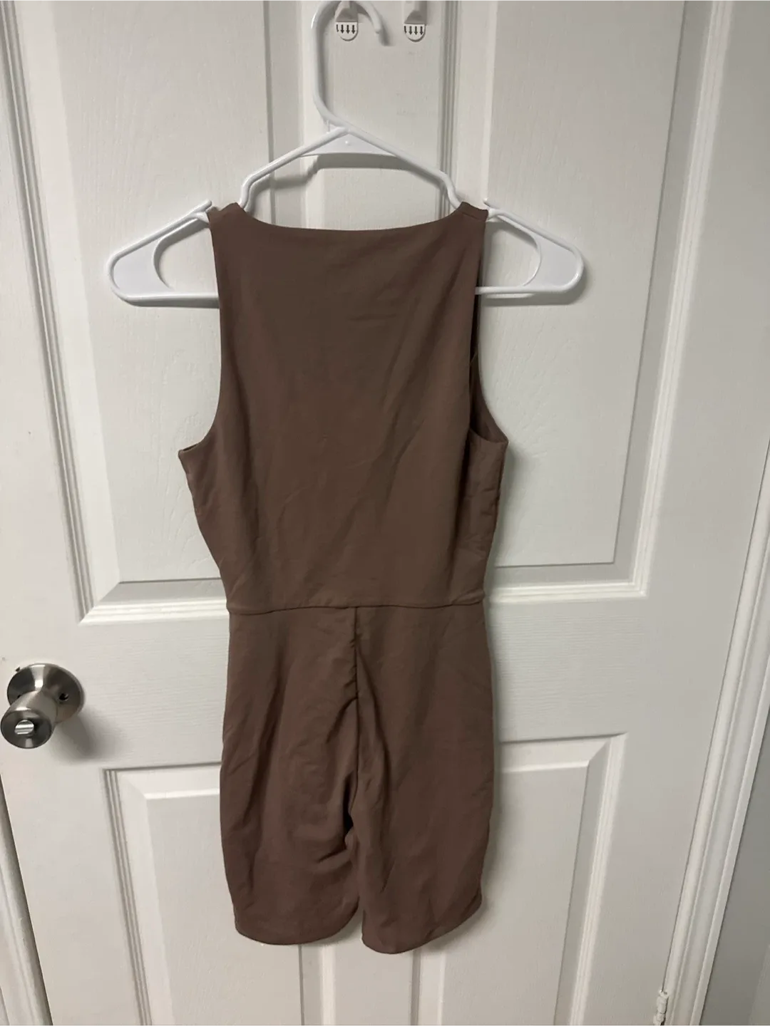 Aritzia Babaton Contour Bodysuit - Size S image indicator(3)