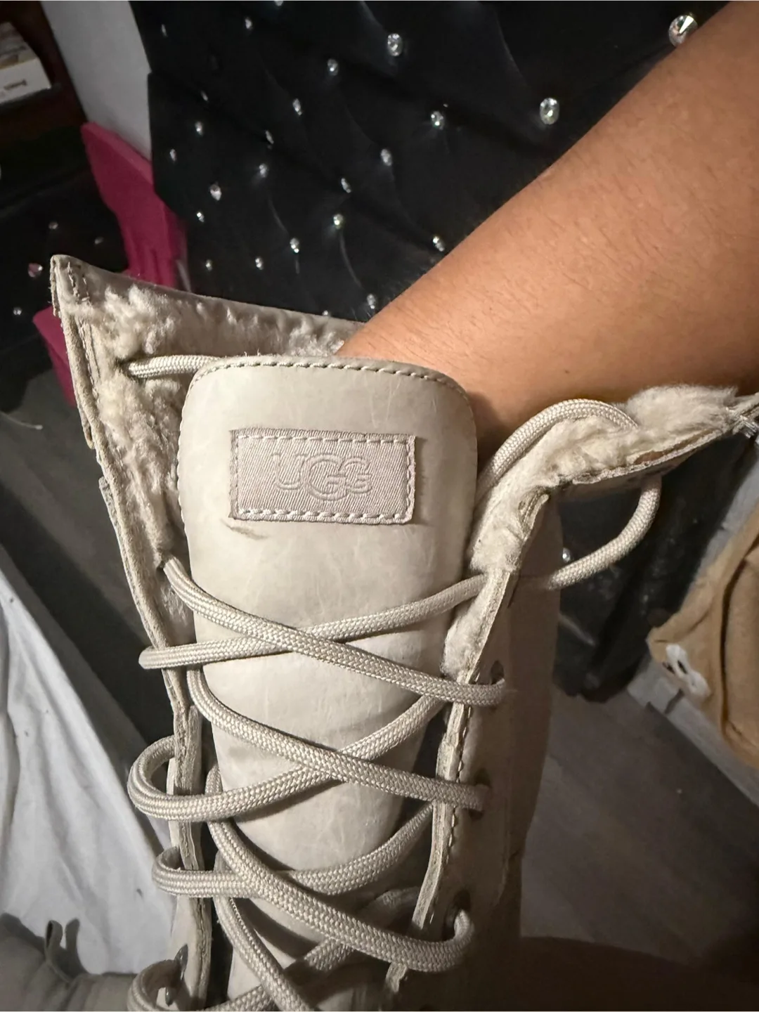 UGG  men’s winter Waterproof Boots - Size 10 image indicator(4)