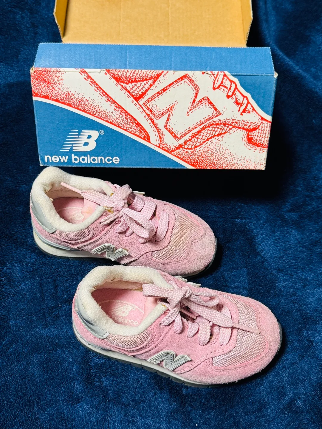 New Balance Pink Sneakers thumbnail