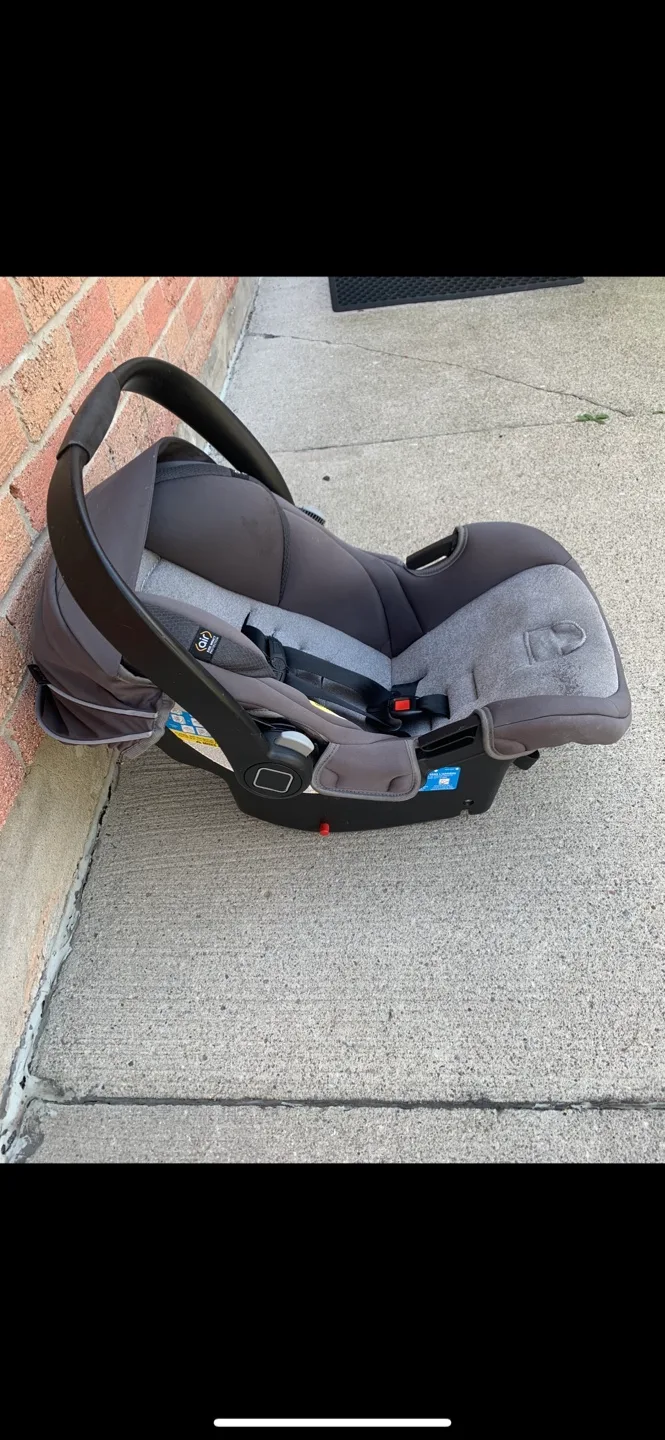 Safety 1st onBoard FLX Infant Car Seat image indicator(2)