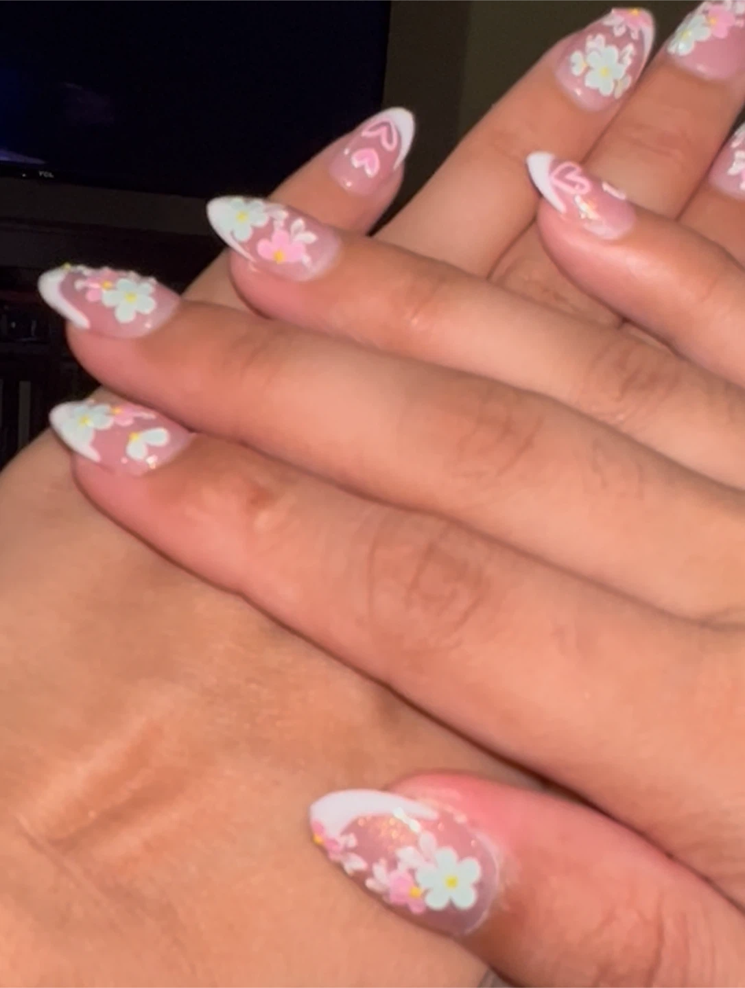 Press on nails