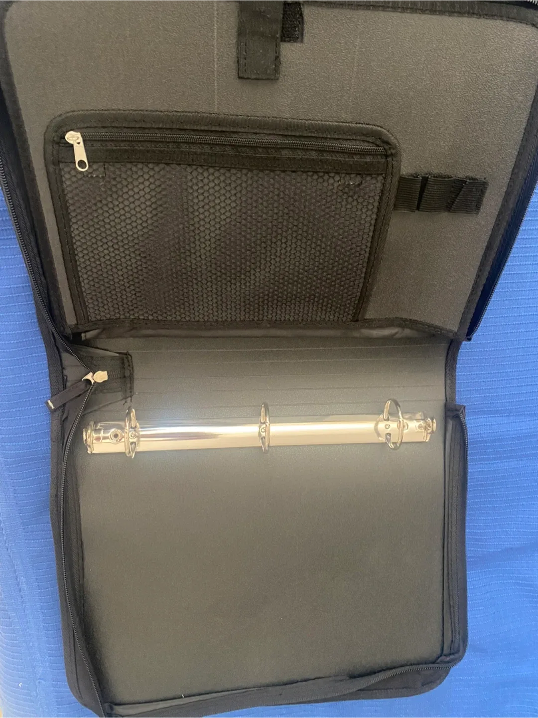 Back to school Zipper Binder different sizes image indicator(3)