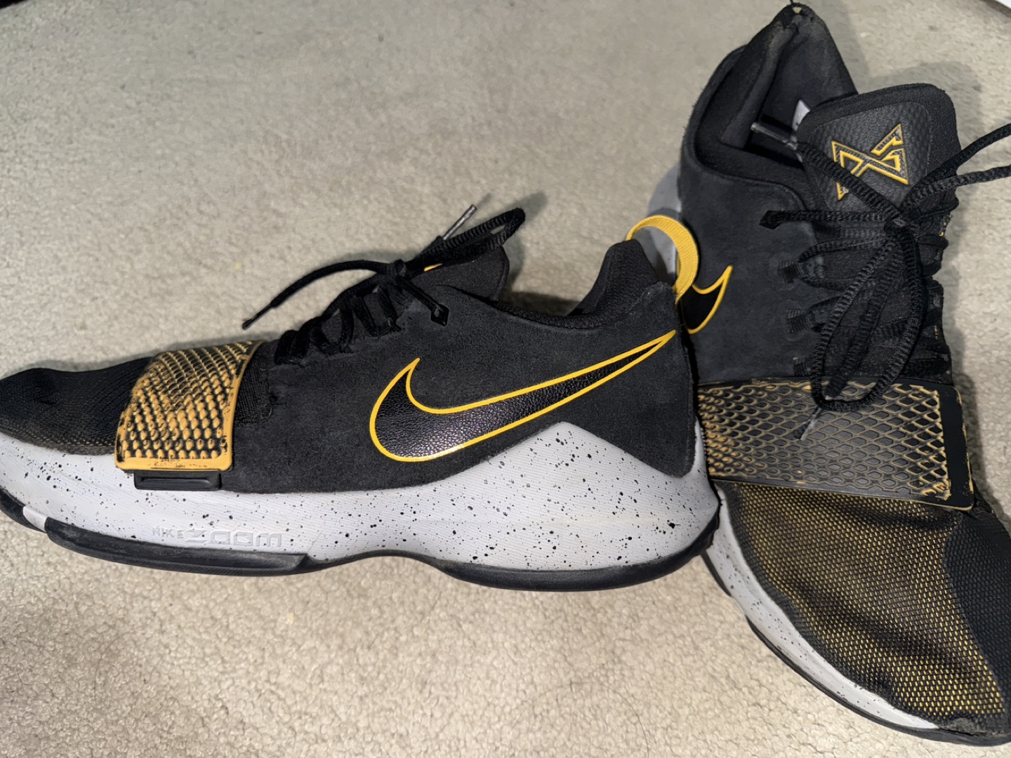 Nike PG1 Black/Gold Basketball Shoes - photo 2