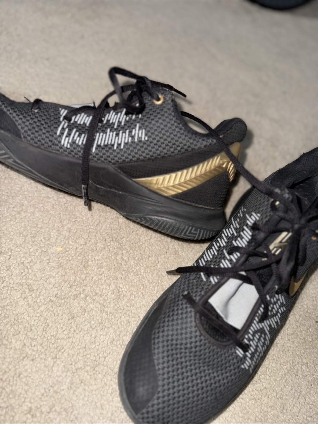 Nike Kyrie Flytrap 2 Basketball Shoes - Black/Gold - photo 2