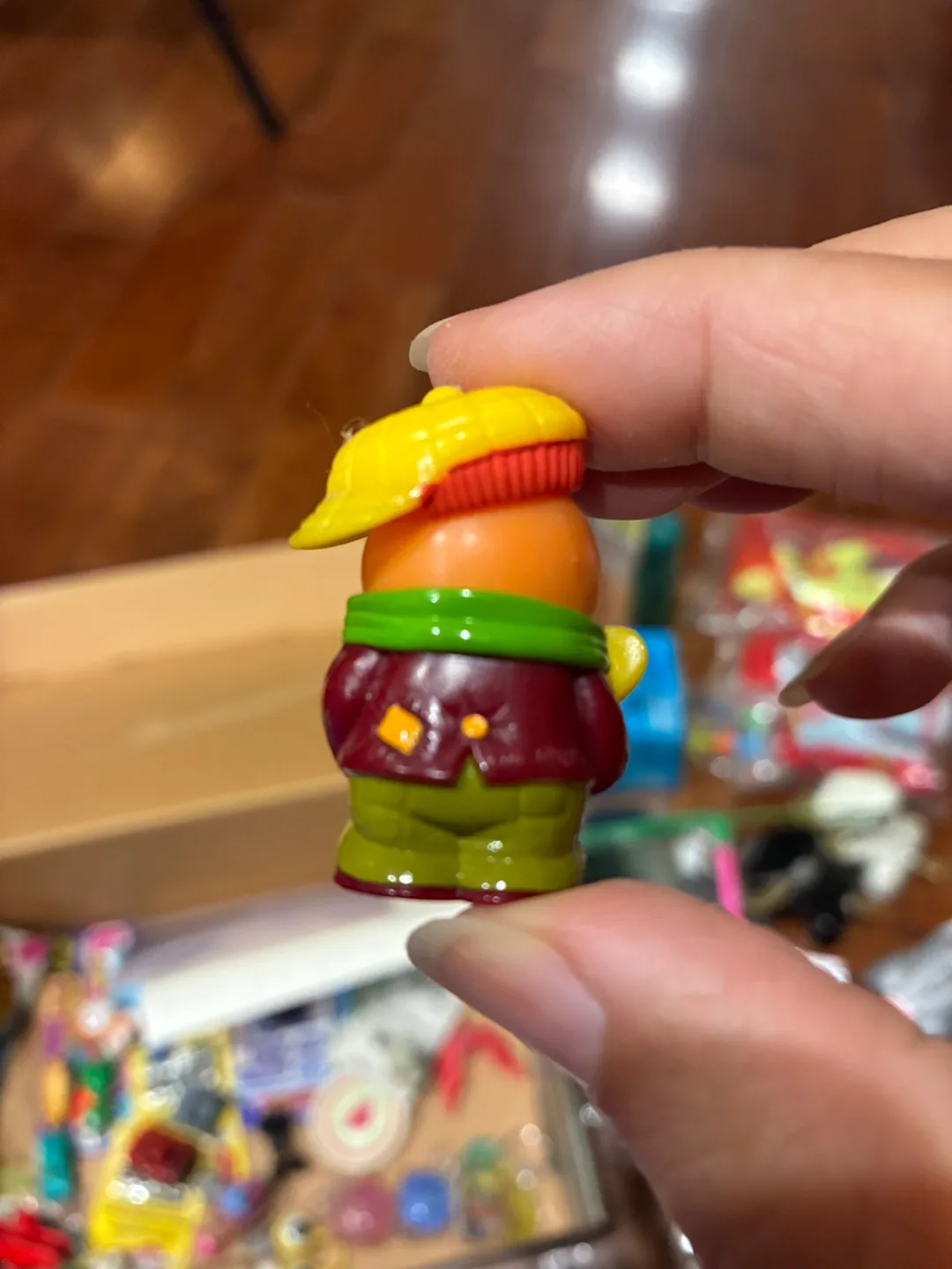 Vintage Kinder Surprise toy image indicator(3)