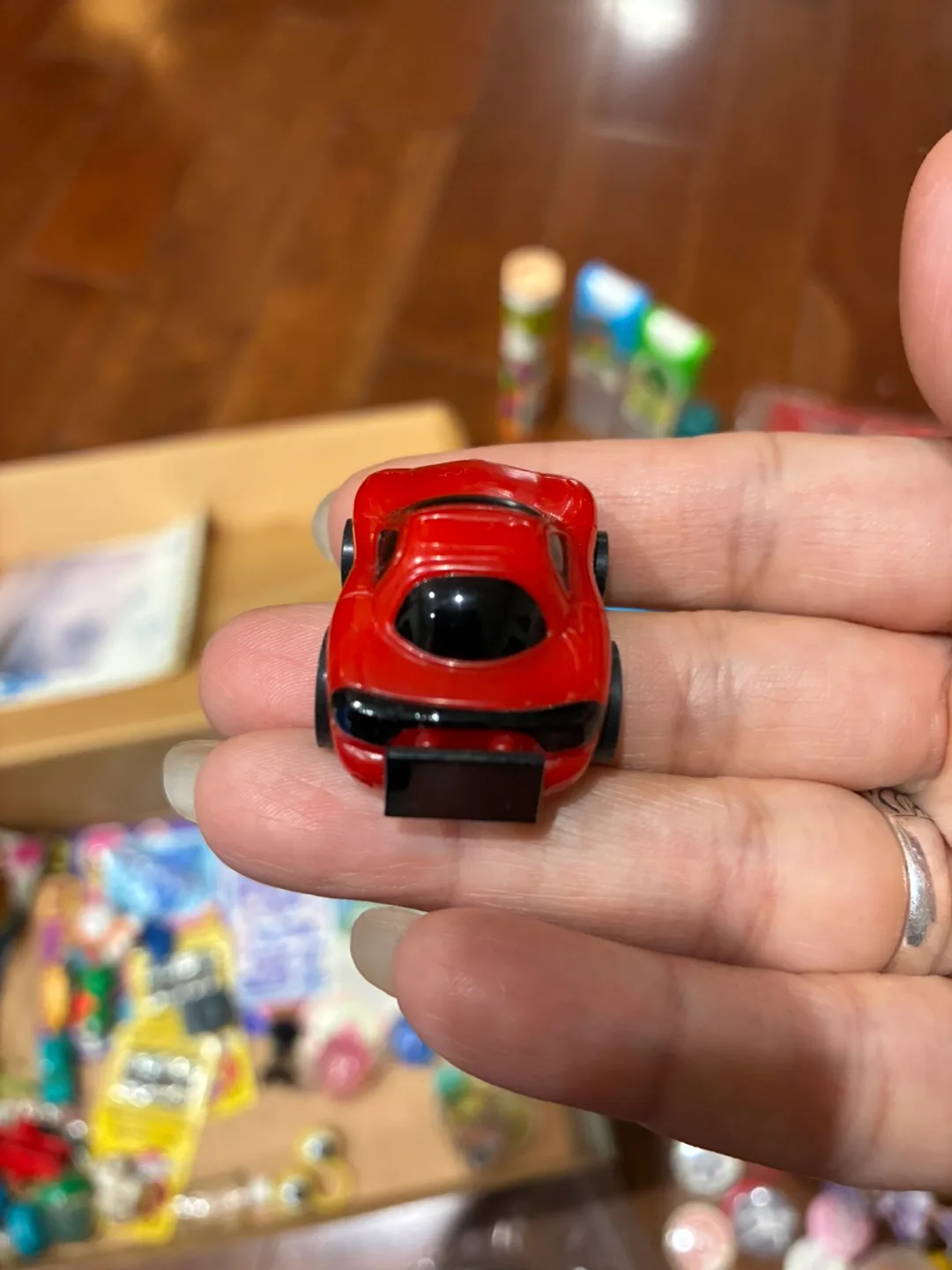 Vintage Kinder Surprise - Pull-Back Toy Cars image indicator(3)