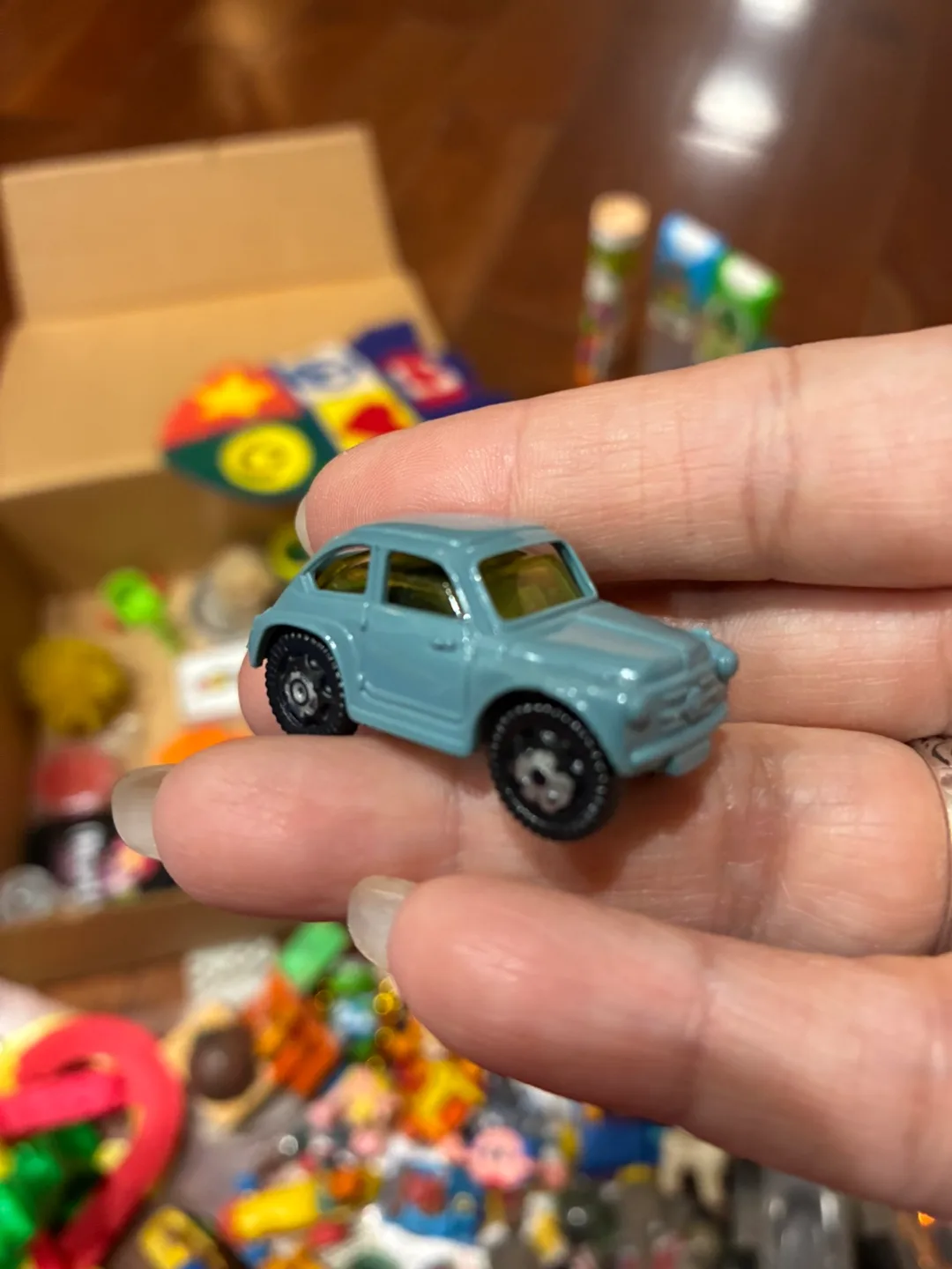 Vintage Kinder Surprise - Pull-Back Toy Cars image indicator(6)
