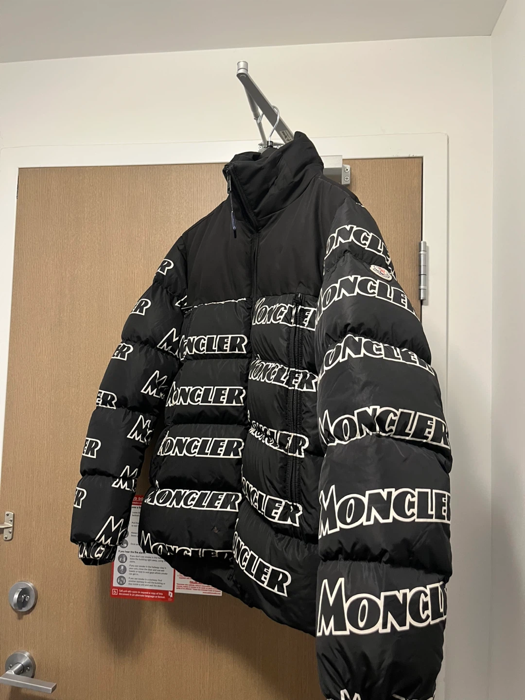 Moncler Padded Jacket - Black - photo 2