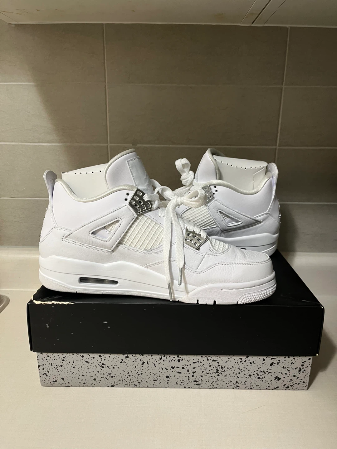 New Jordan 4 Retro Pure Money (2024) Size 9.5 - photo 3