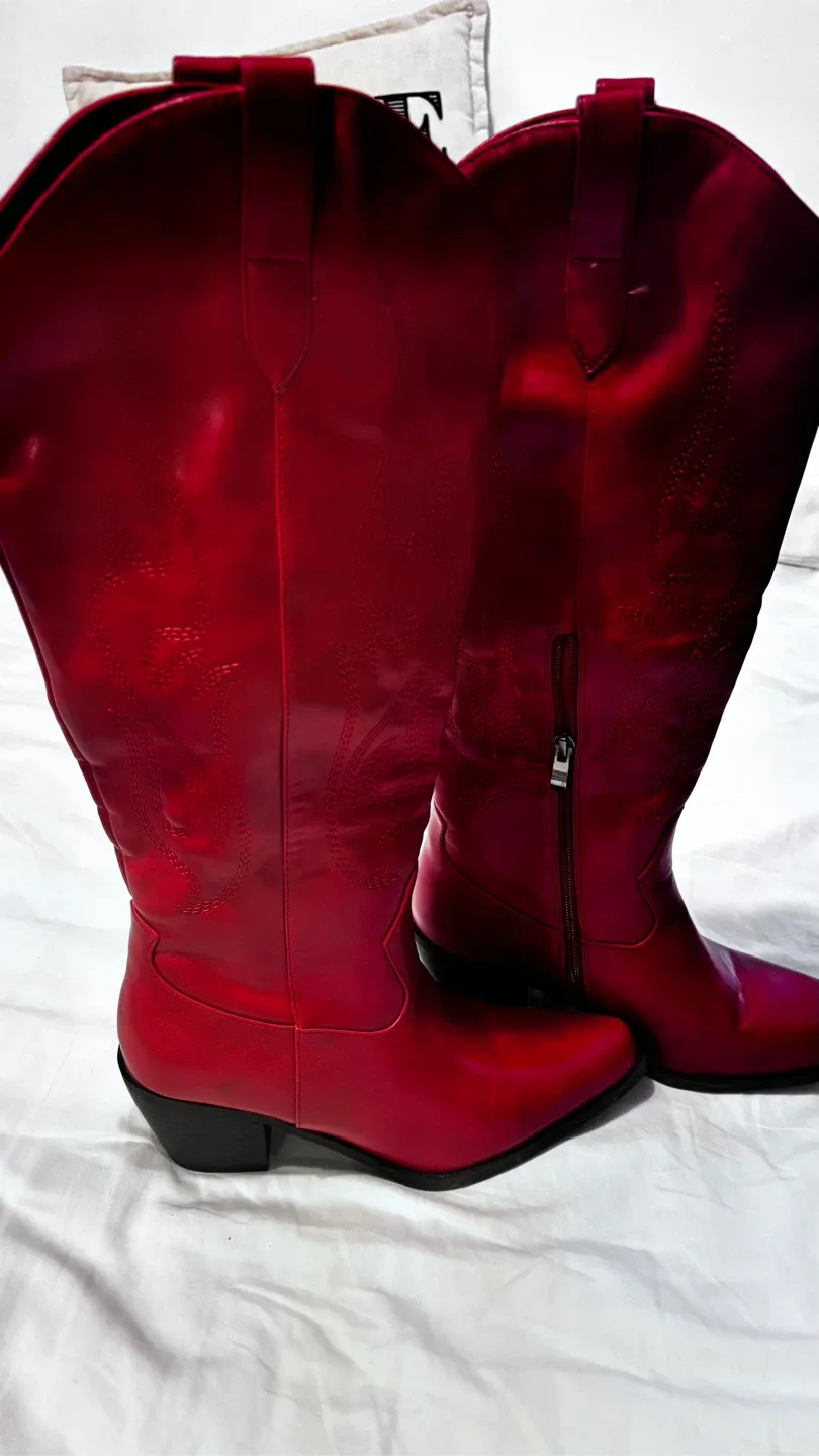 Red Cowboy Boots thumbnail