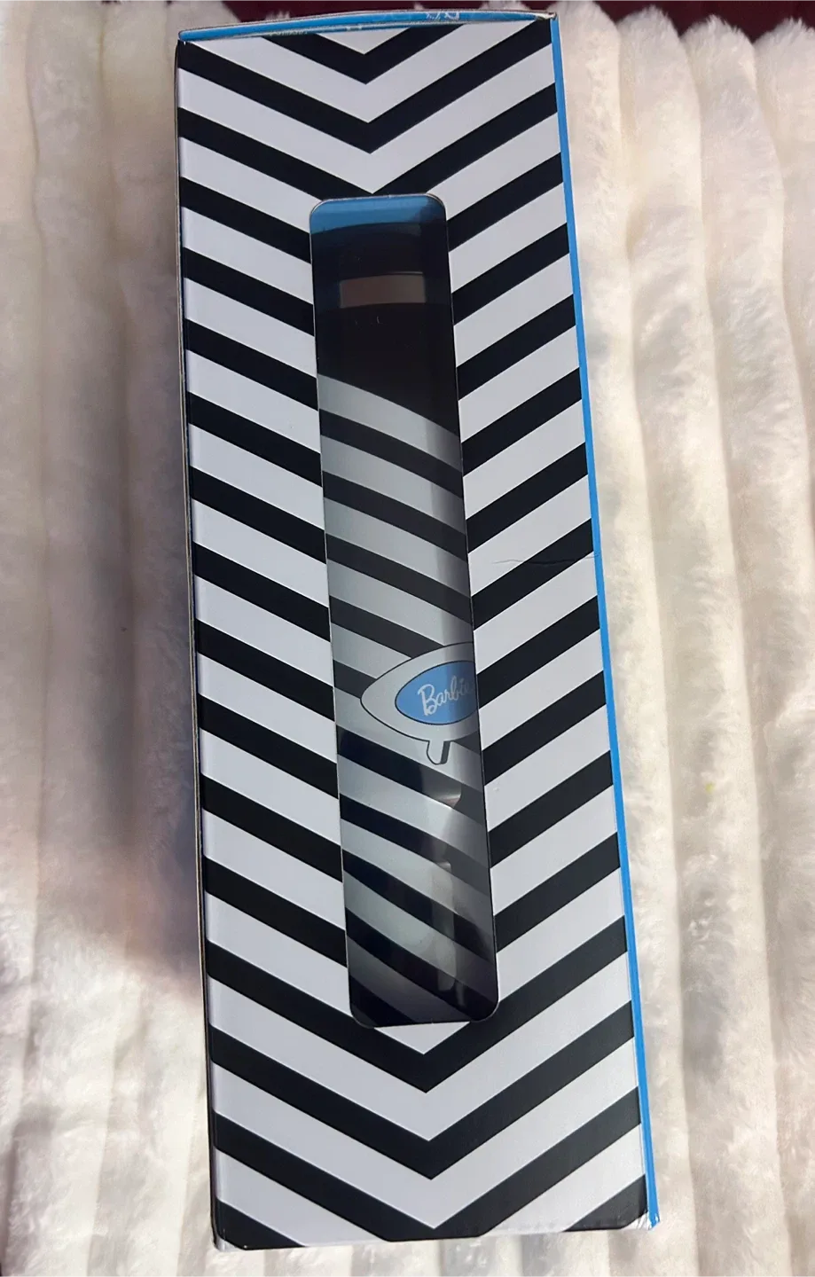 Stanley & 1959 Barbie Collab *LIMITED EDITION* Tumbler image indicator(5)