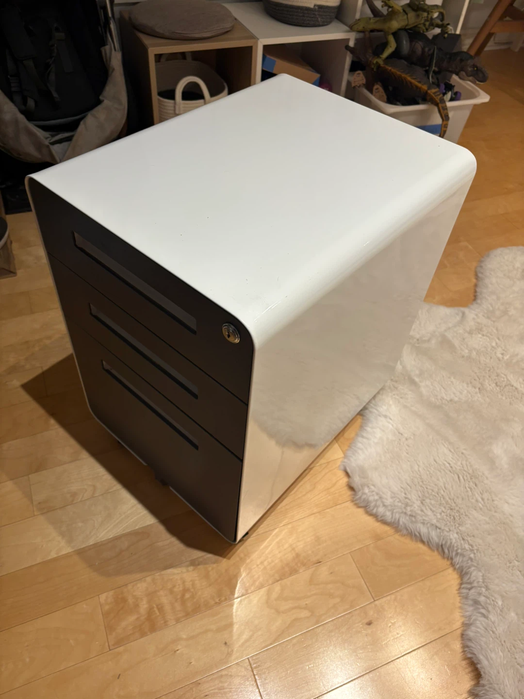 White & Grey Rolling File Cabinet with locking mechanism - photo 2