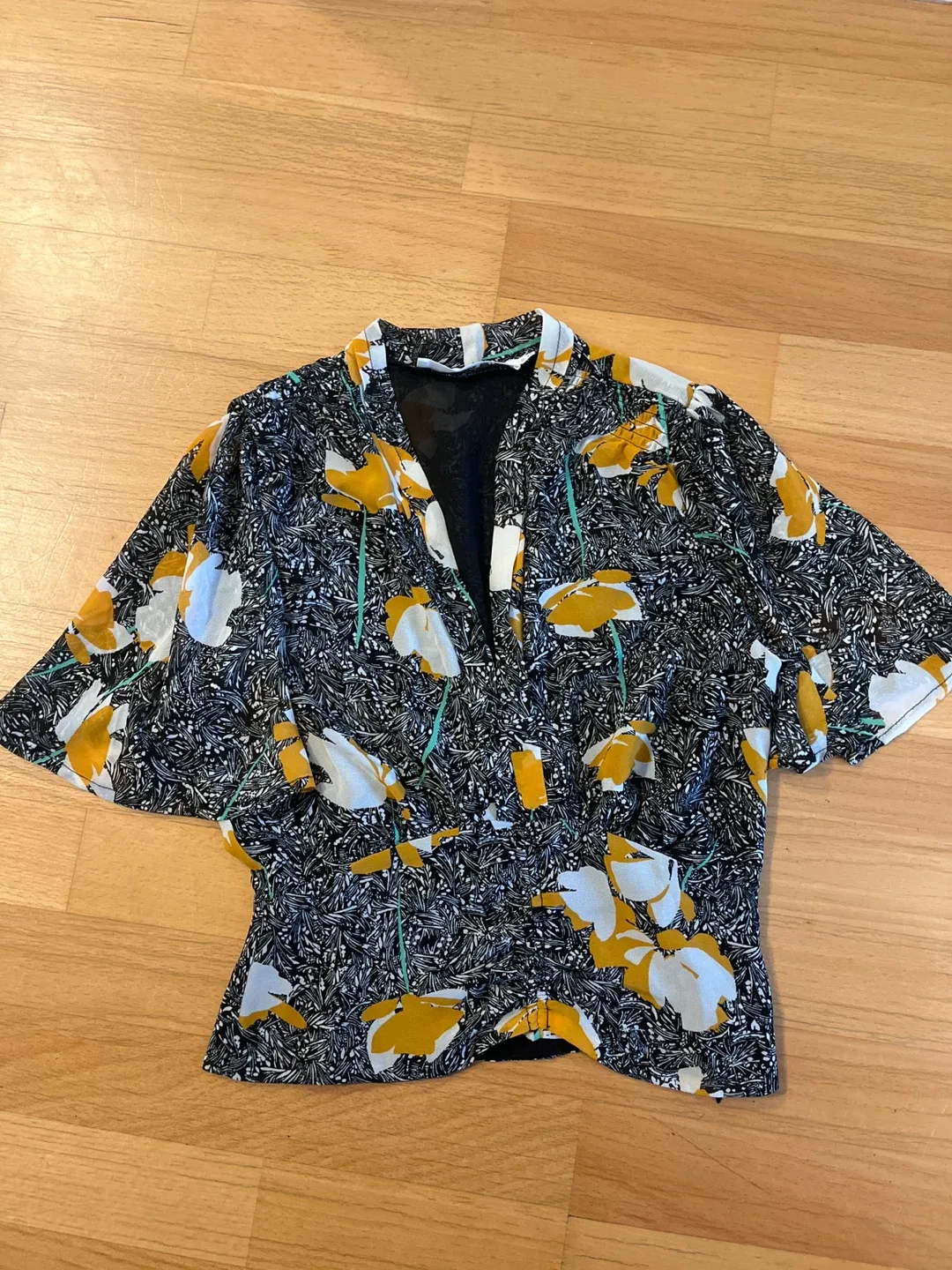 ASTR the Label Blouse - Size XS thumbnail