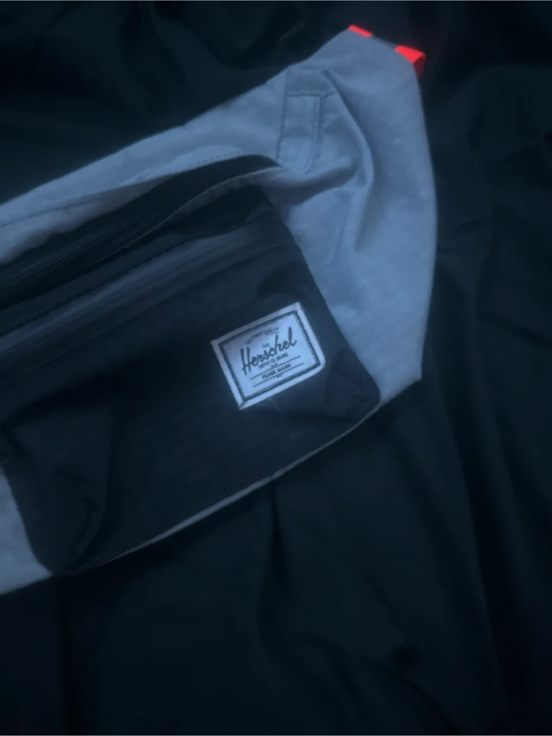 Herschel Seventeen Hip Pack - Grey/Black image indicator(3)