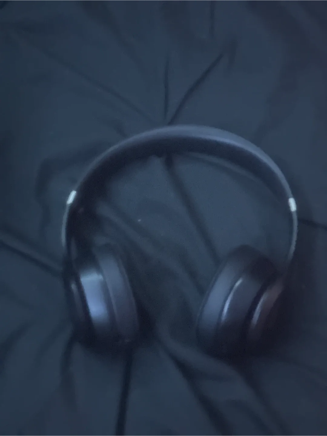 Beats Solo 3 Wireless Headphones - Black (Need gone) image indicator(4)