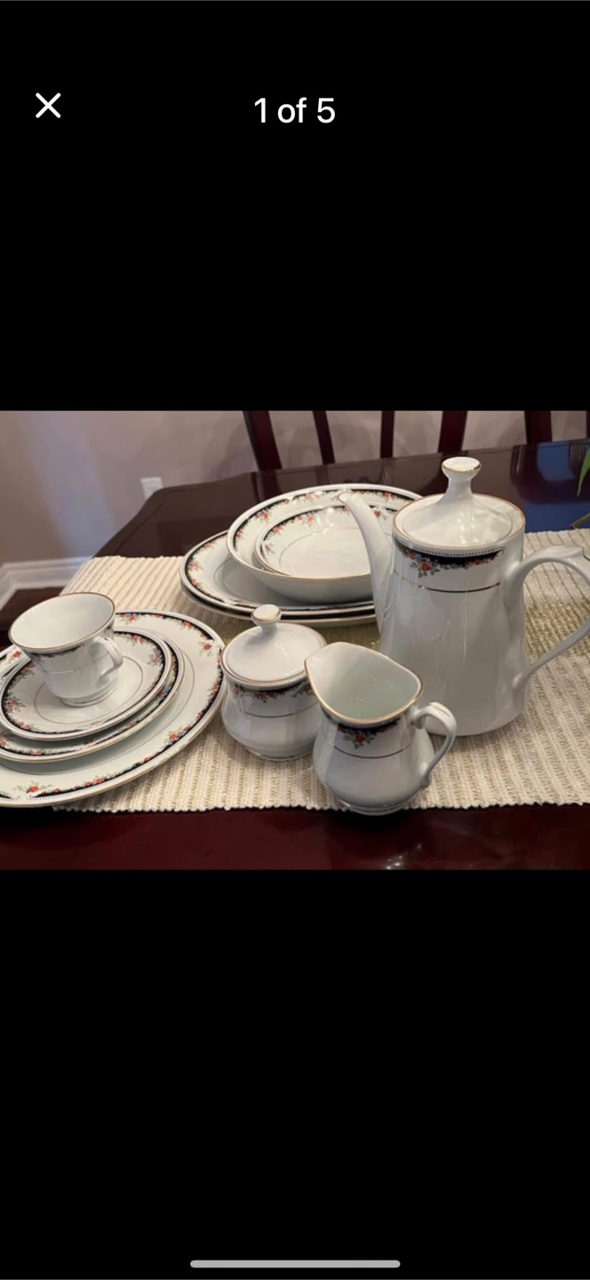 Lynns Fine China Set - photo 2