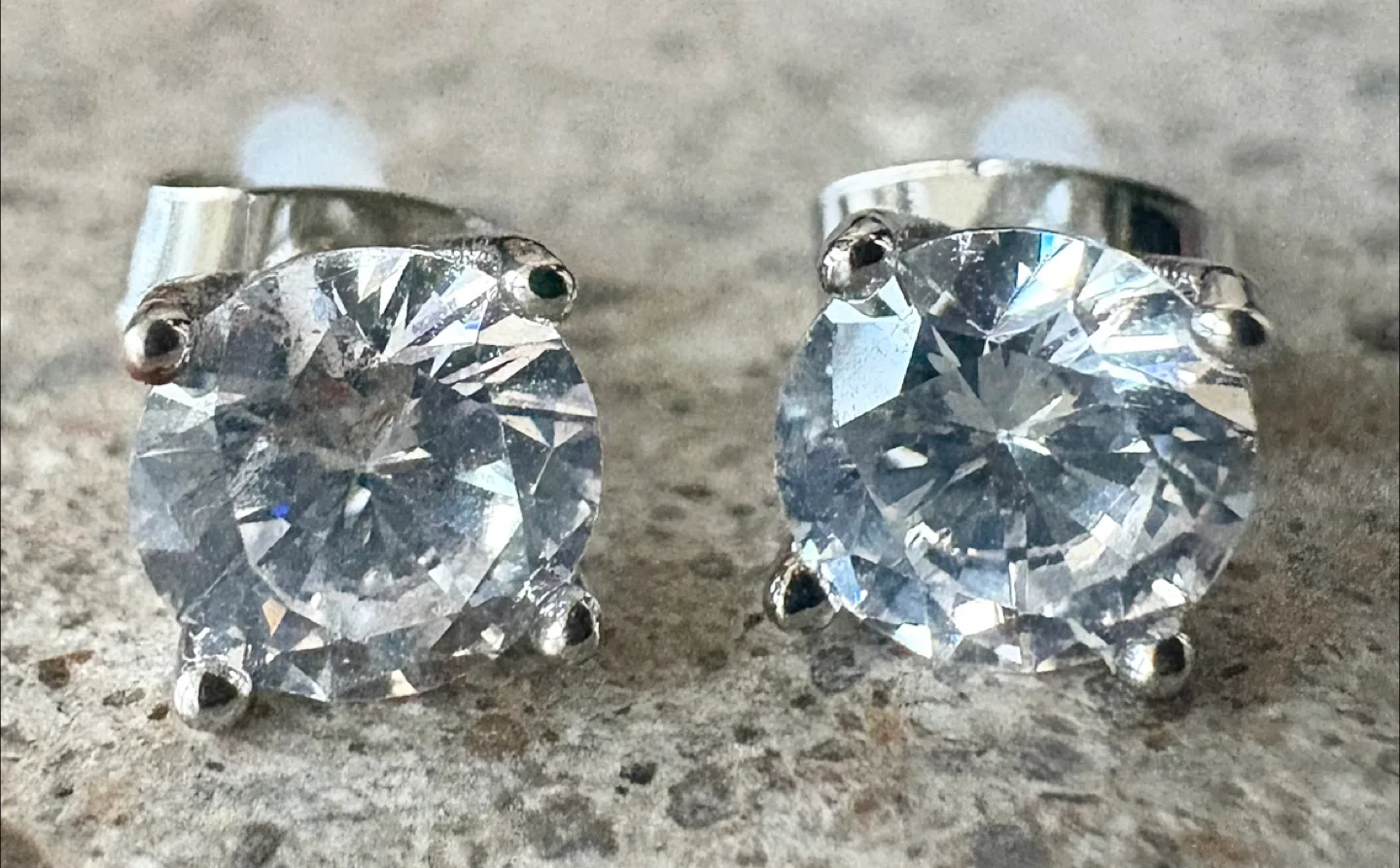 Mia Sarine Silver Plated Cubic Zirconia Earrings New image indicator(2)