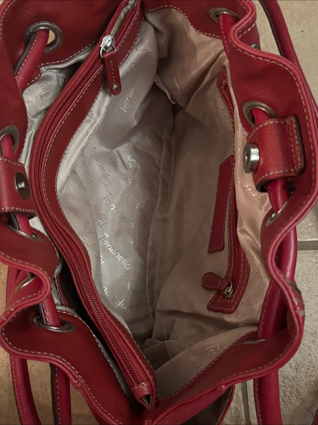 Tignanello Red Leather Handbag image indicator(6)