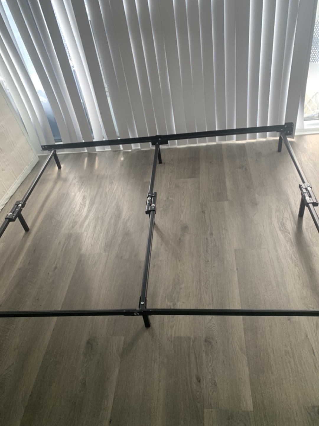 Zinus Queen Size Bed Frame - photo 4