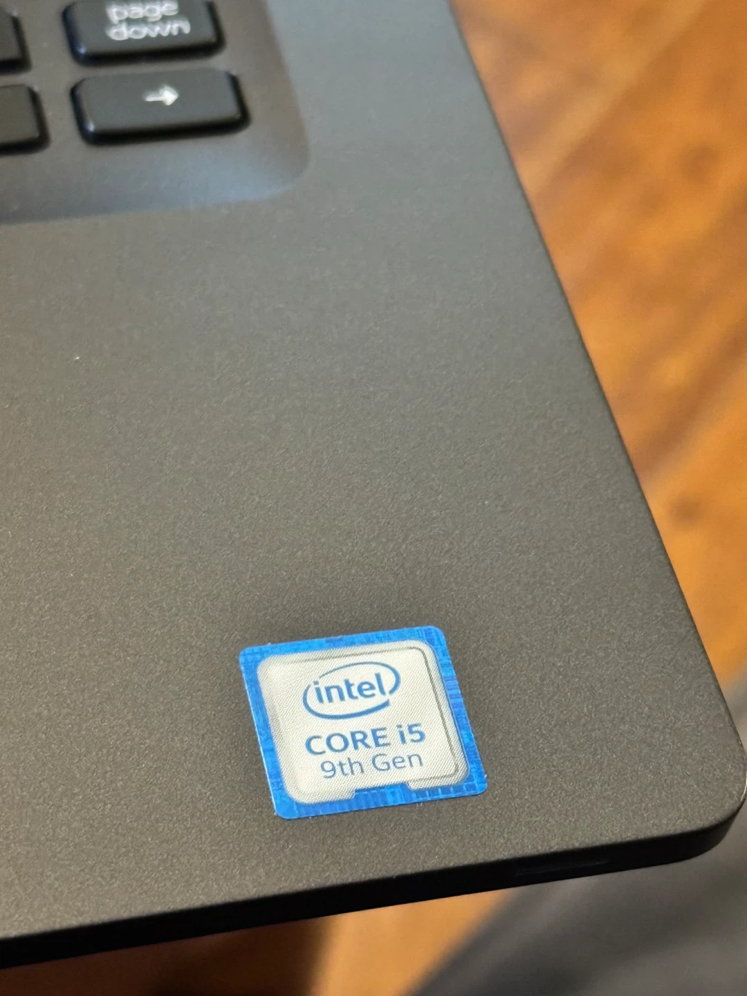 Dell Latitude 5401 Laptop - Intel Core i5 9th Gen - photo 3