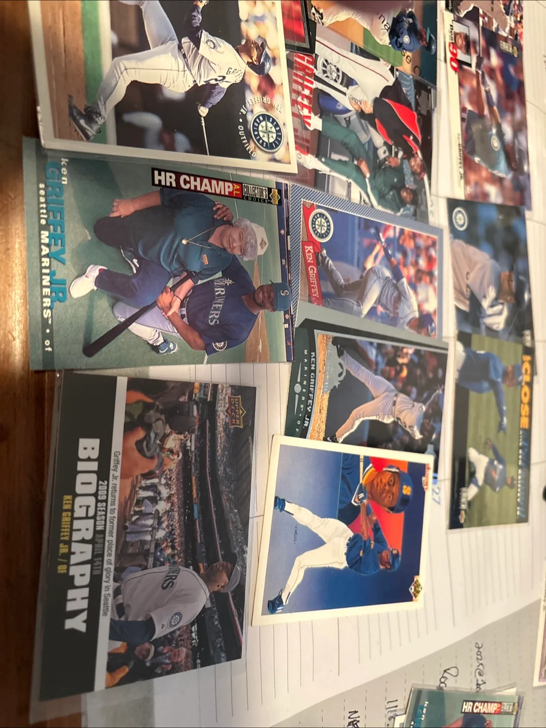 Ken Griffey Jr. Baseball Cards - Seattle Mariners image indicator(4)