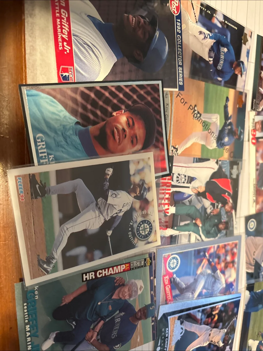 Ken Griffey Jr. Baseball Cards - Seattle Mariners image indicator(2)