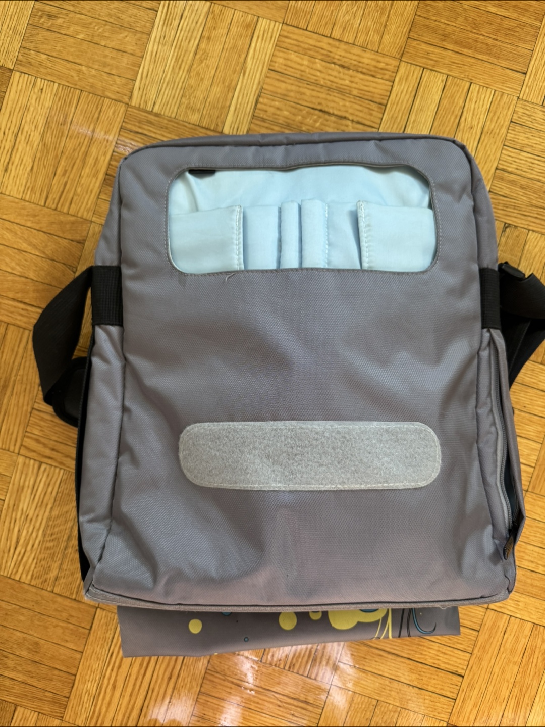 XCase Messenger Bag - Grey with Star Design - photo 3