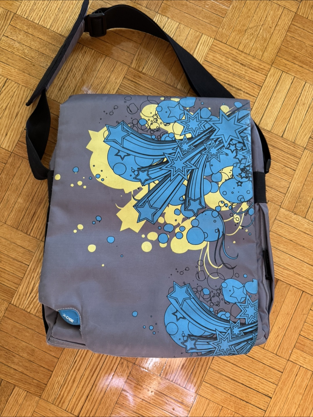 XCase Messenger Bag - Grey with Star Design