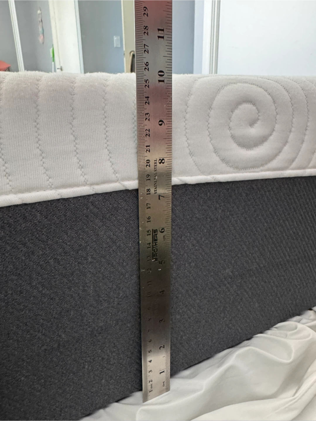 Queen size mattress - photo 2