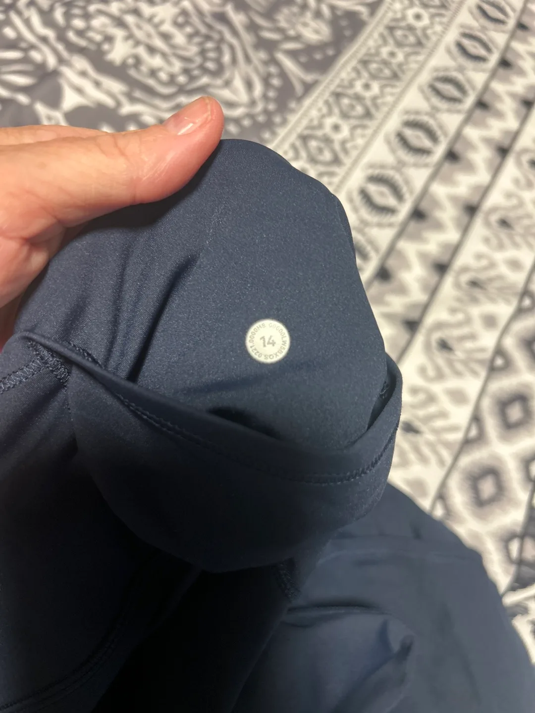 Lululemon Align Leggings - Size 14 - Navy Blue image indicator(2)