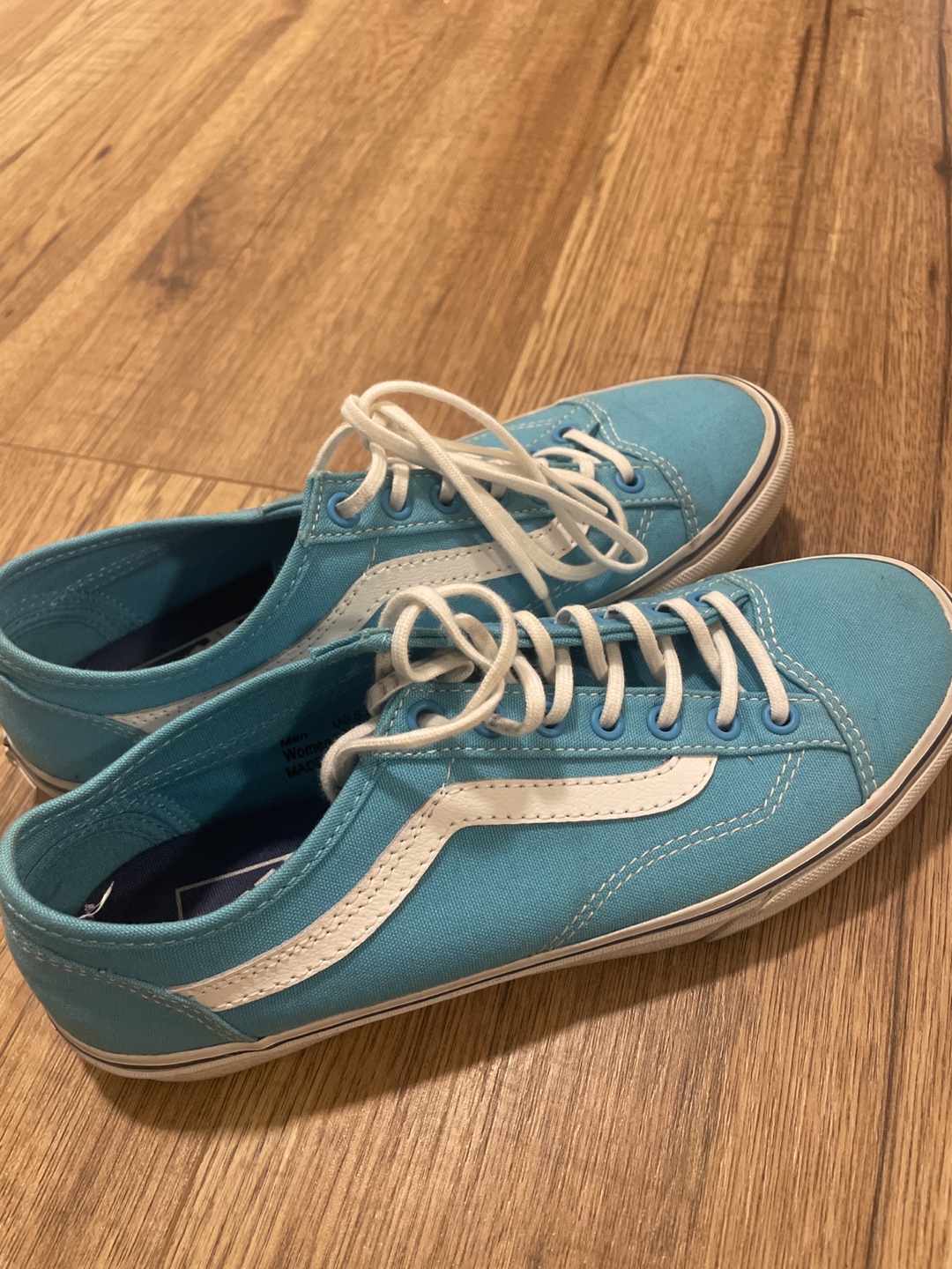 Vans Women's US 7 Blue Sneakers