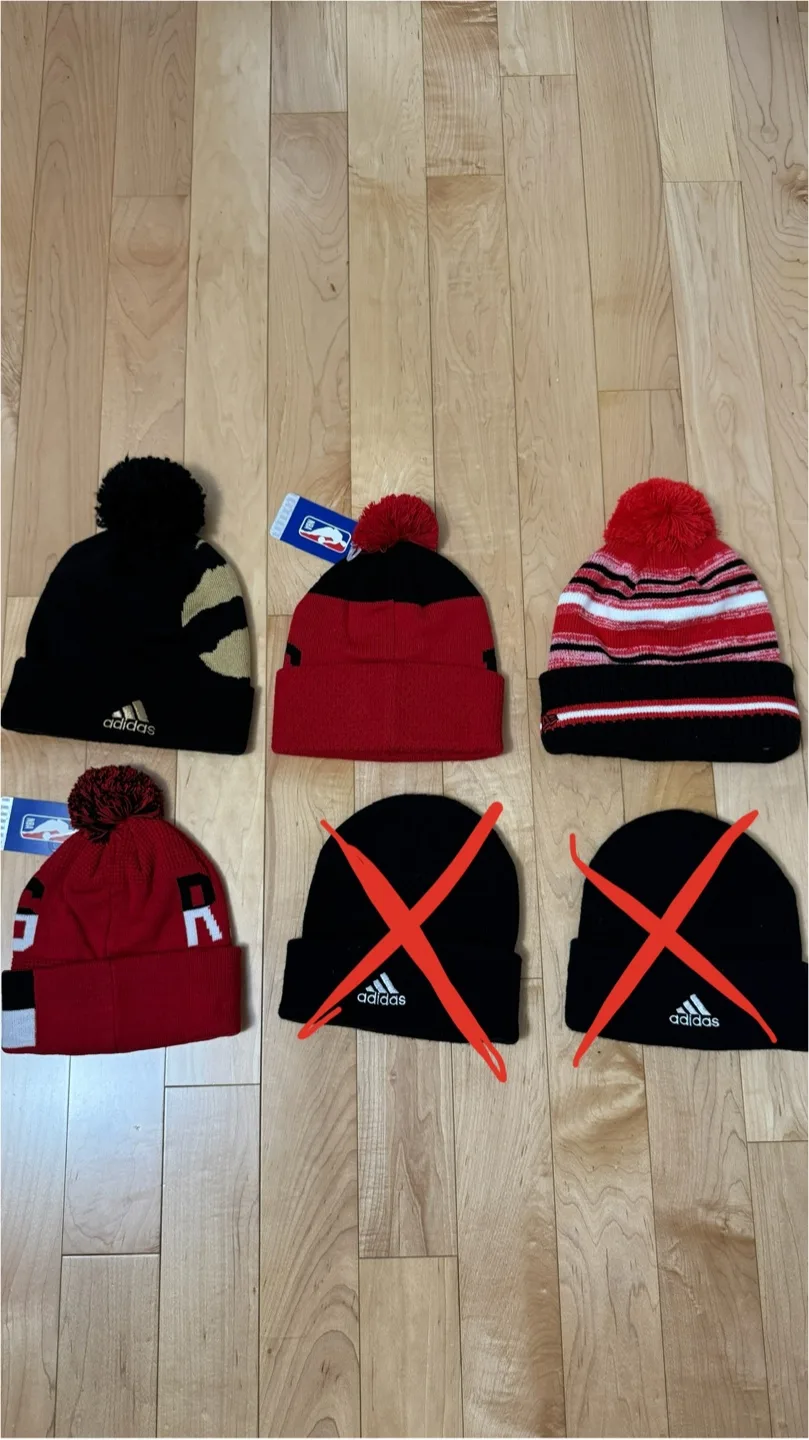Toronto Raptors Beanies & Toques image indicator(2)
