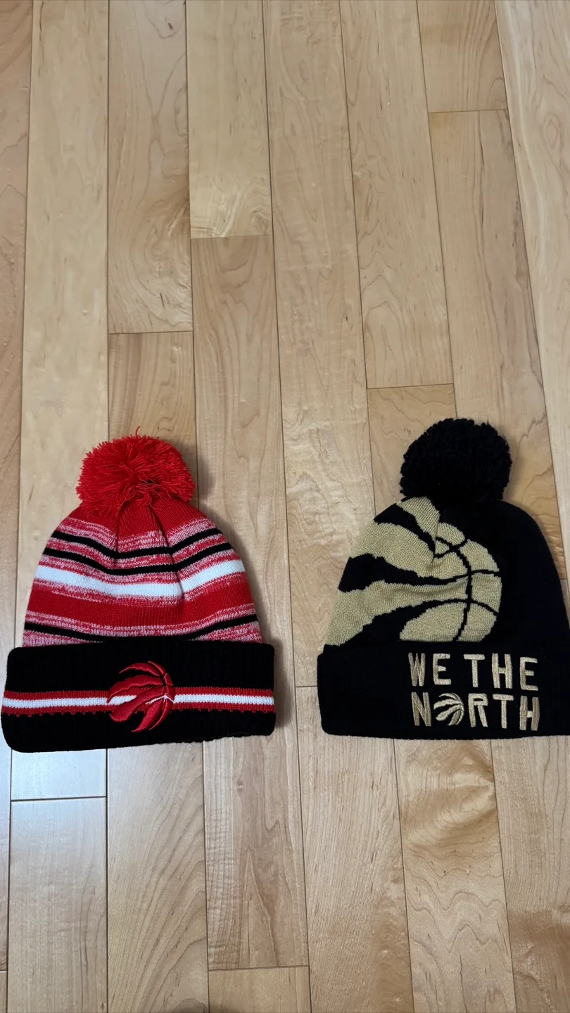 Toronto Raptors Beanies & Toques image indicator(5)