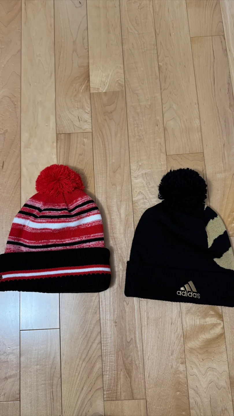Toronto Raptors Beanies & Toques image indicator(6)