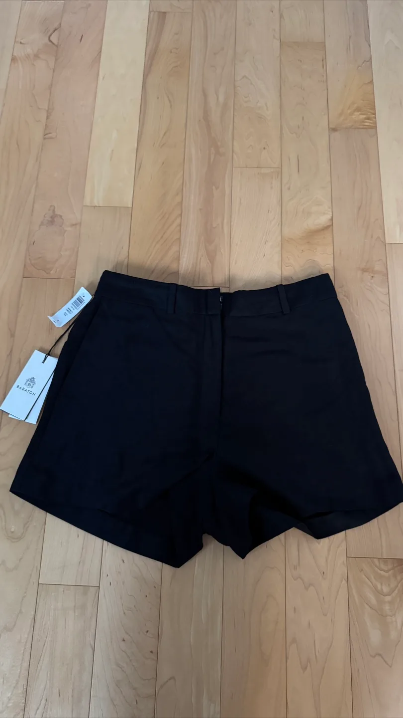 Aritzia Babaton Agency Linen 3* Shorts Brand New thumbnail
