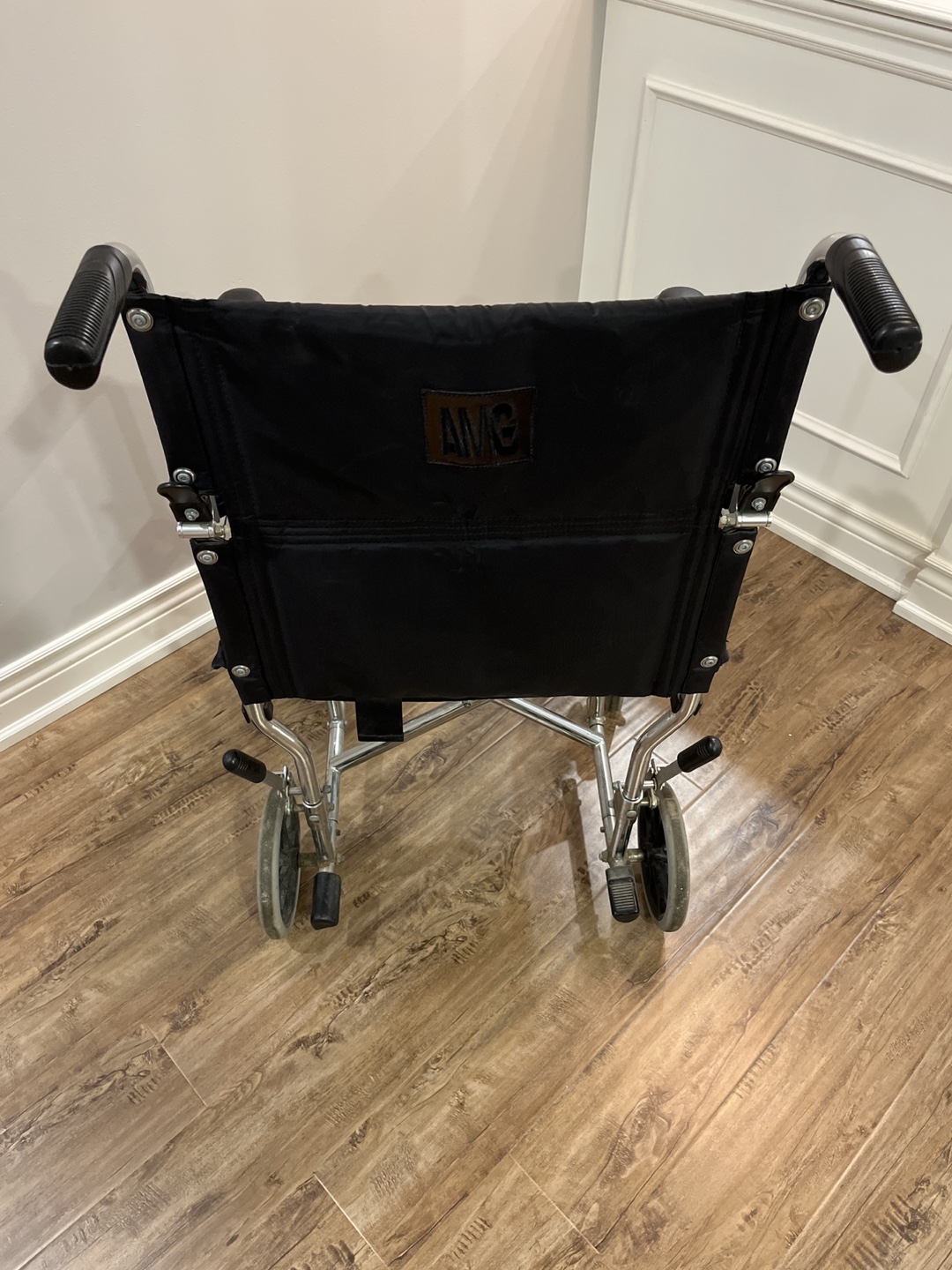 AMG Wheelchair - Silver Frame, Black Seat - photo 2