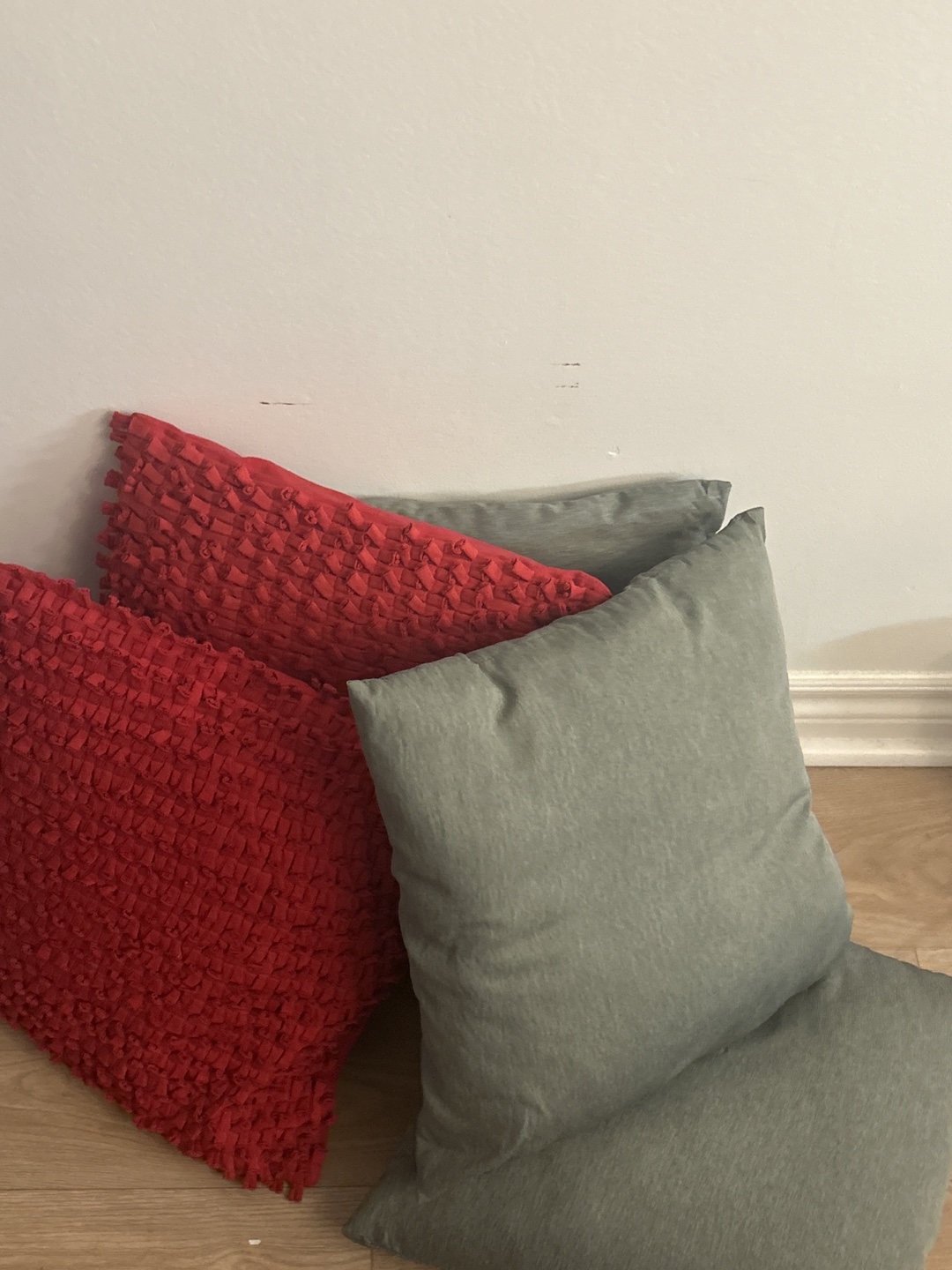 FREE CUSHIONS - take before noon:)