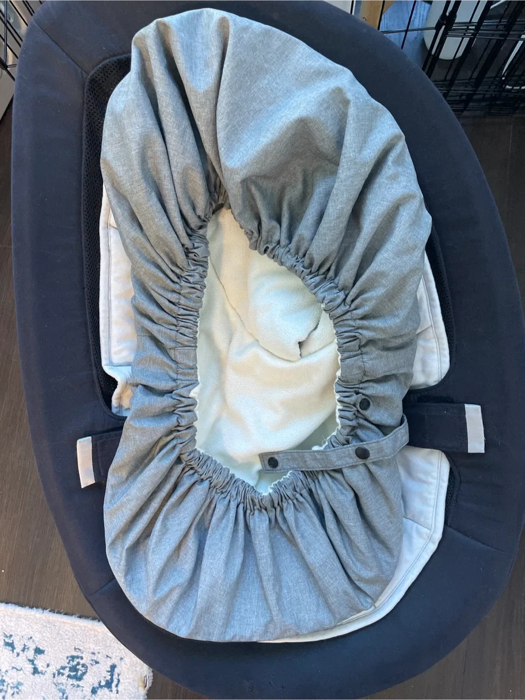 Skip hop car seat bunting image indicator(2)