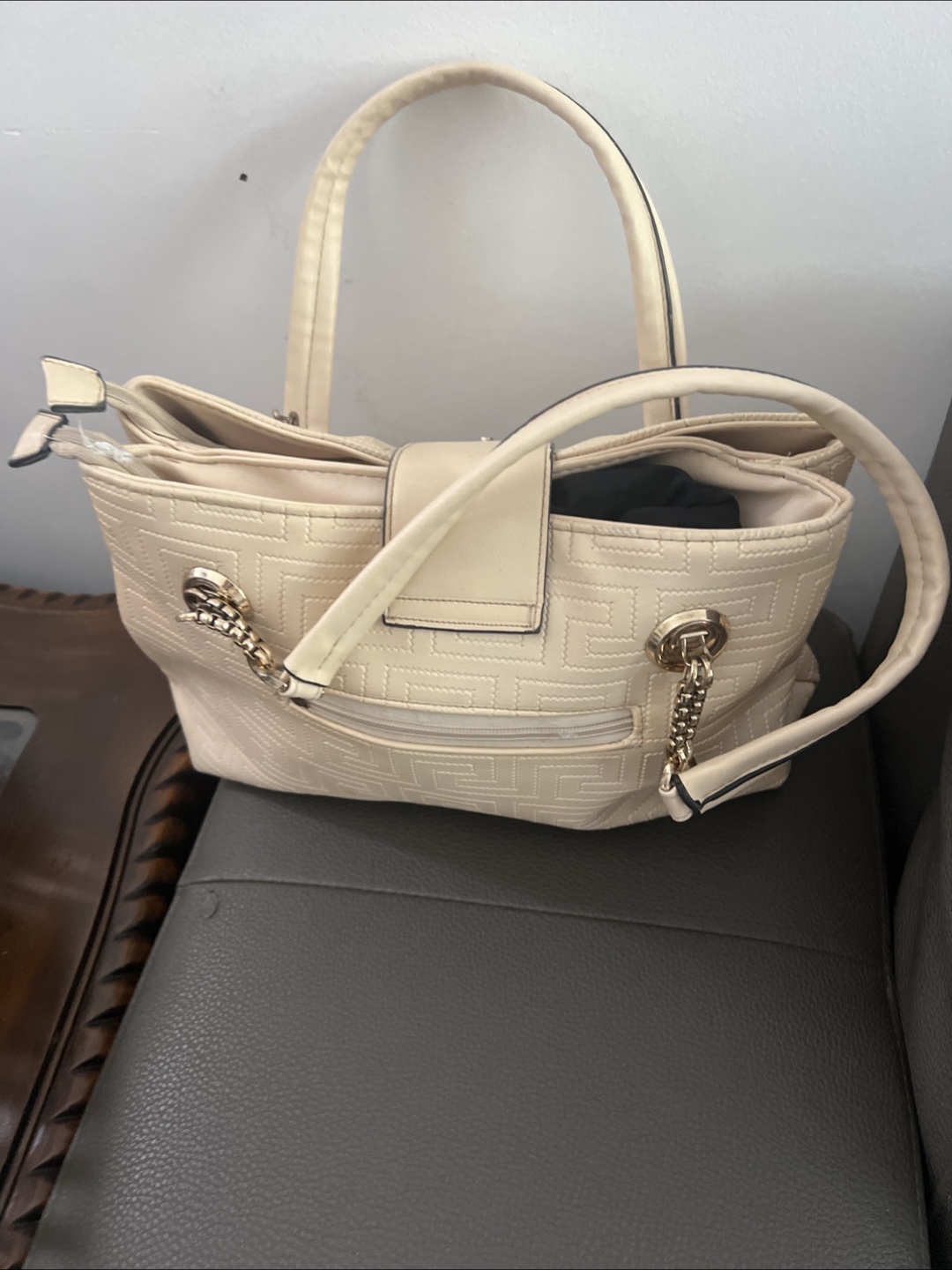 Cream Handbag with Chain Detail - photo 3
