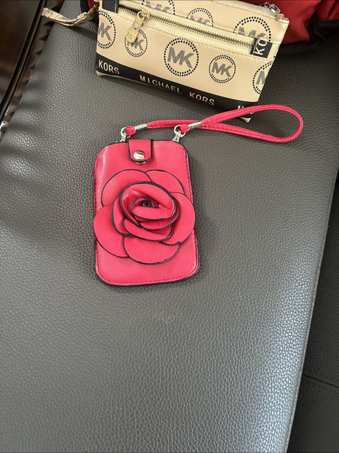 Pink Rose Cellphone Bag - photo 4