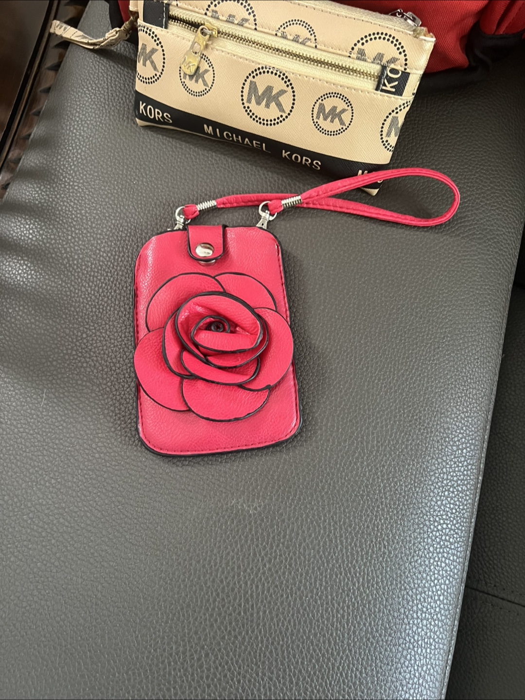 Pink Rose Cellphone Bag - photo 2