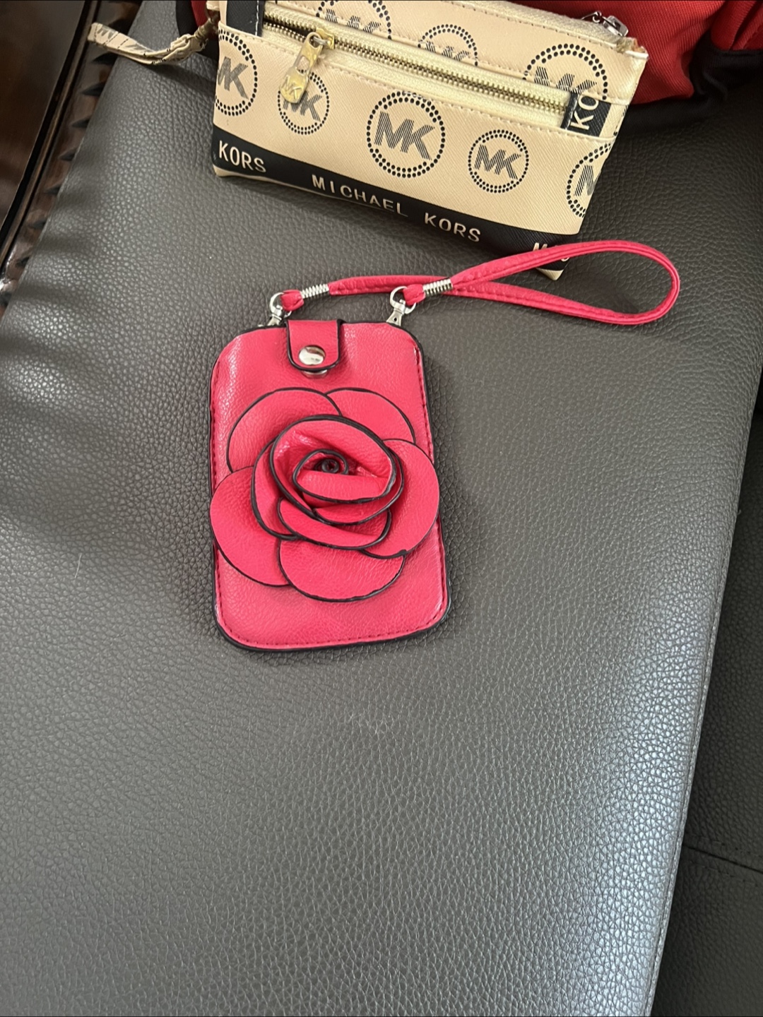 Pink Rose Cellphone Bag - photo 5
