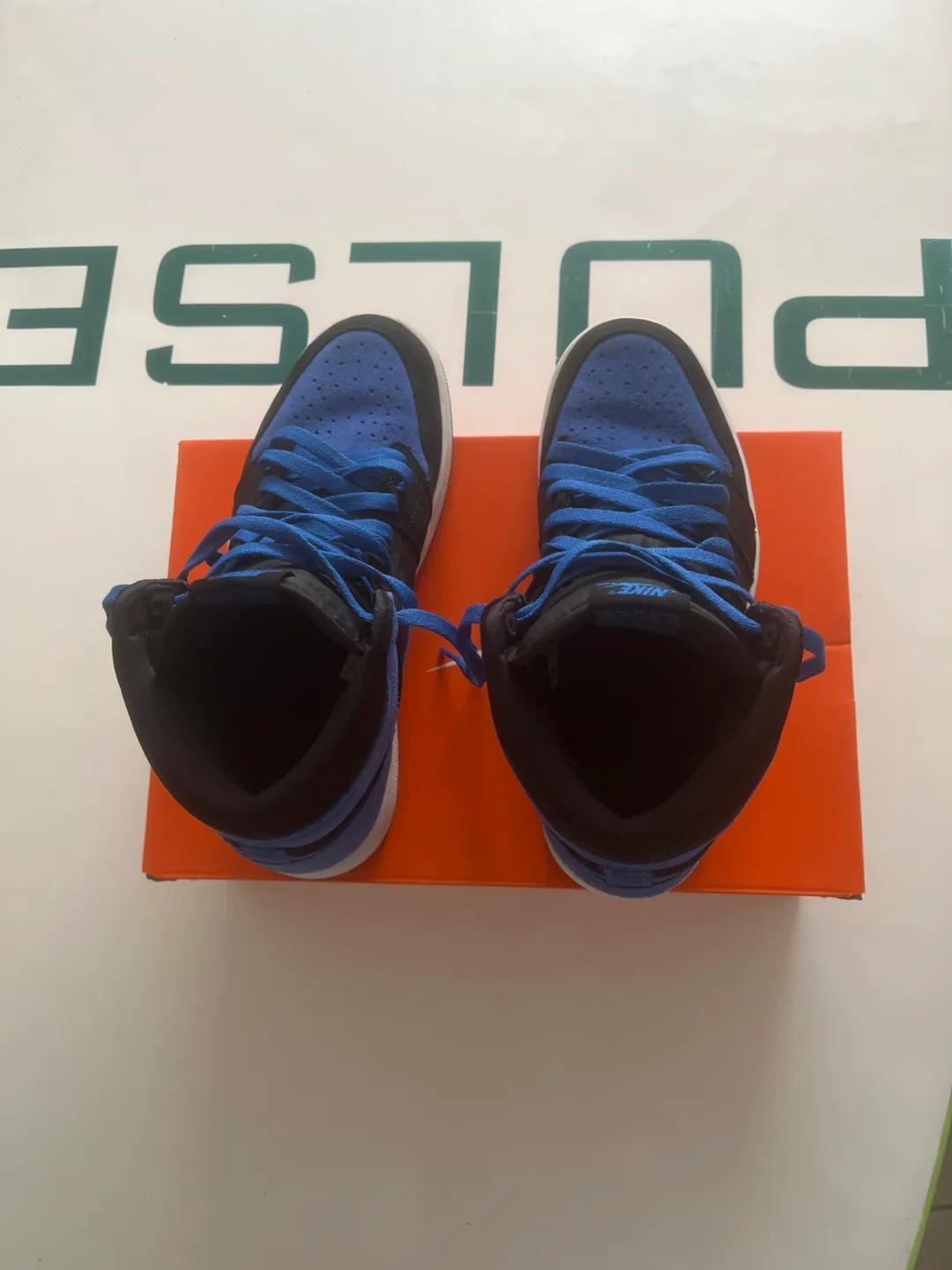 Nike Air Jordan 1 High Black/Blue Size 10.5 image indicator(6)