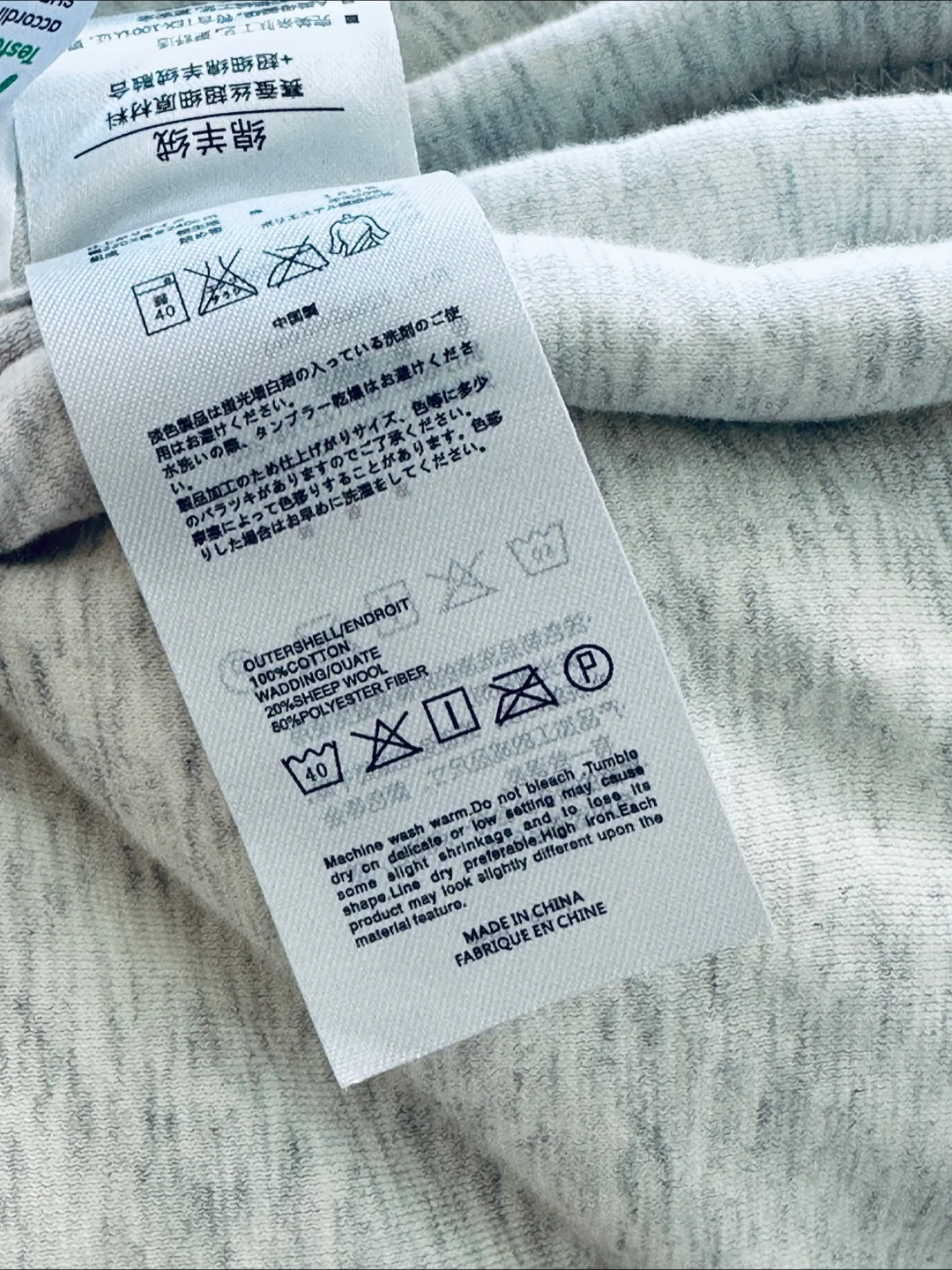 Plushy and soft cotton winter duvet, for King size bed image indicator(7)