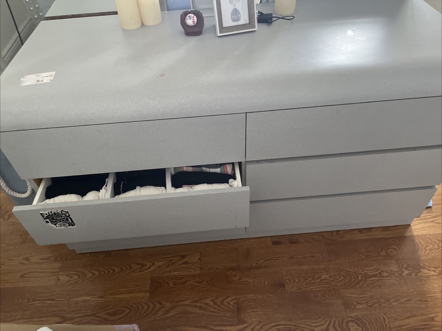 Gray 6-Drawer Dresser - photo 3