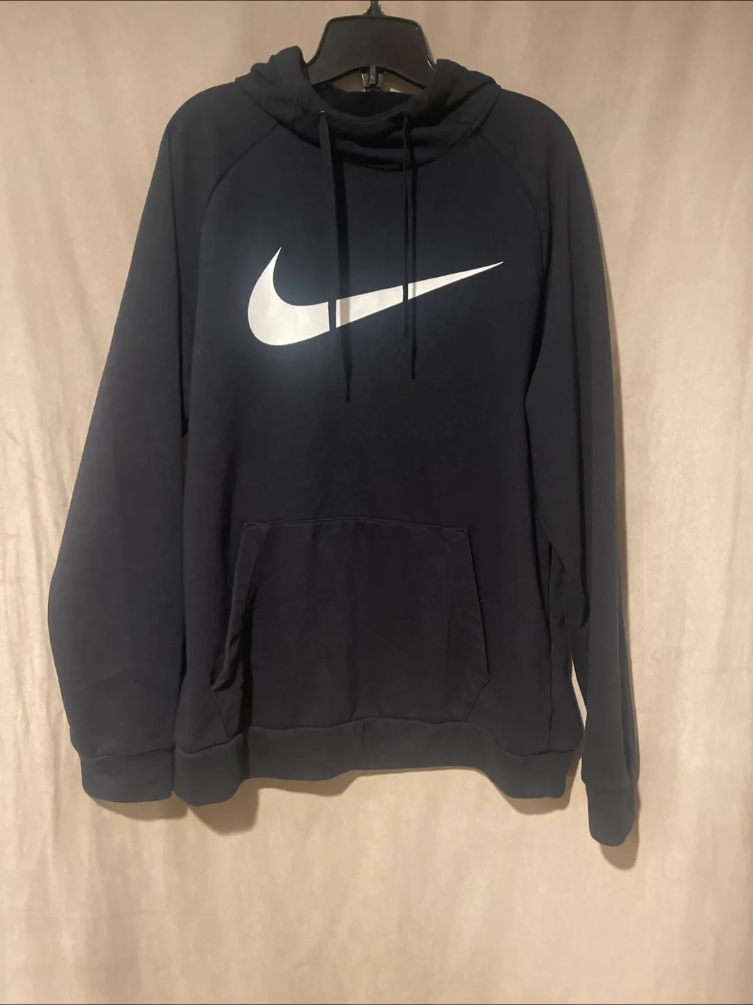 Nike Dri-FIT Hoodie - Black, Size M thumbnail