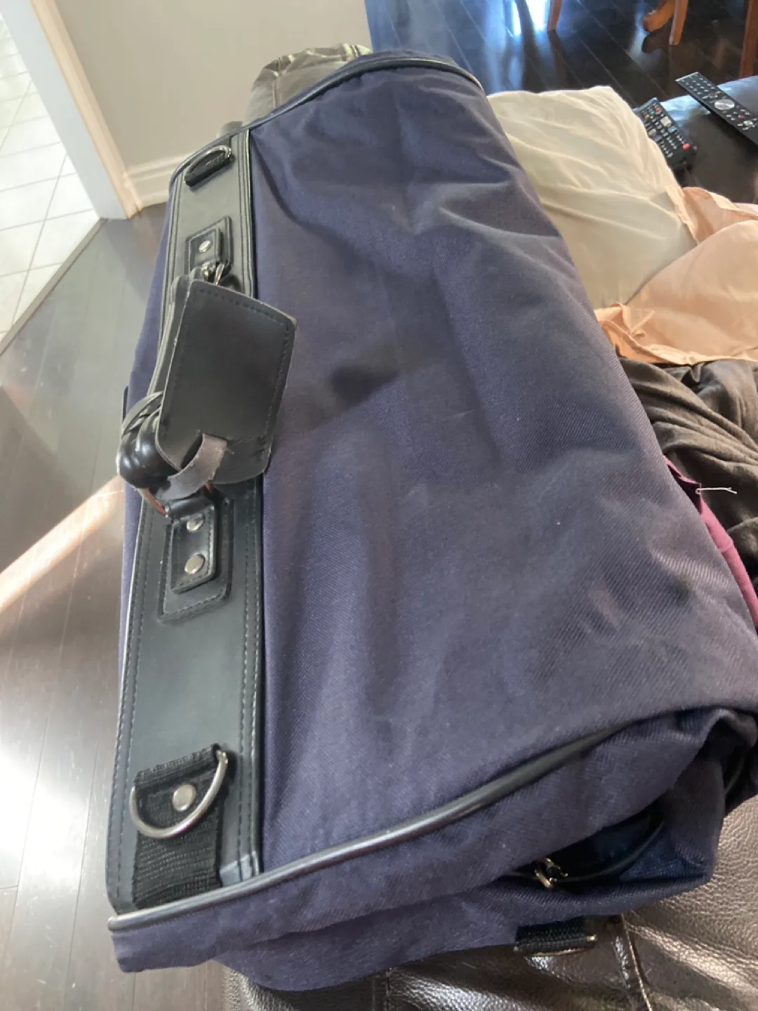 Navy Blue Garment Bag image indicator(2)