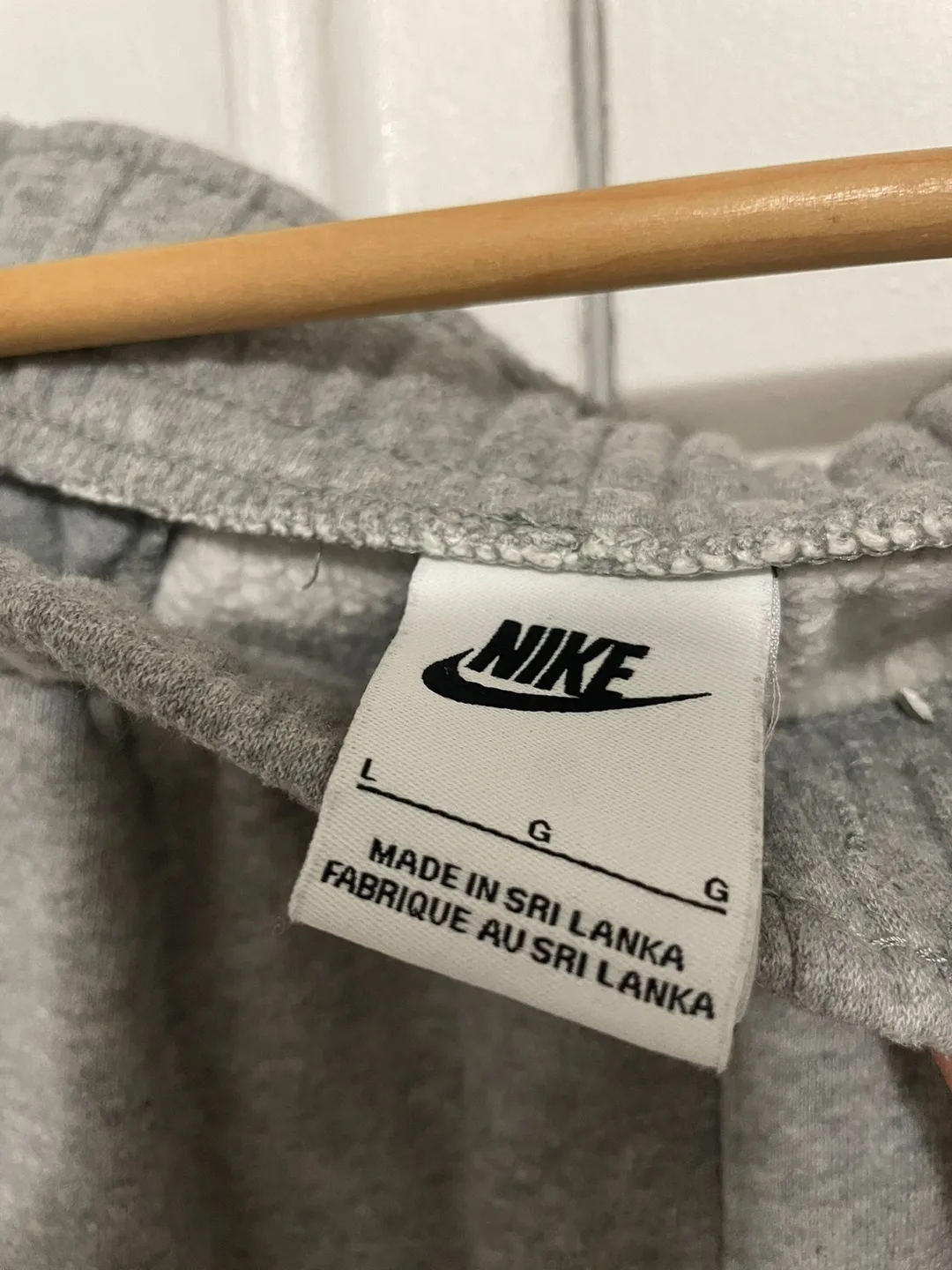 Nike Grey Sweatpants - Size Large image indicator(4)