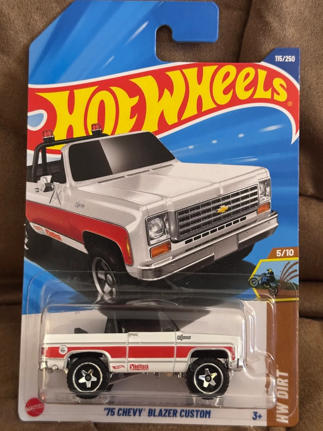 Hot Wheels '75 Chevy Blazer Custom set image indicator(3)
