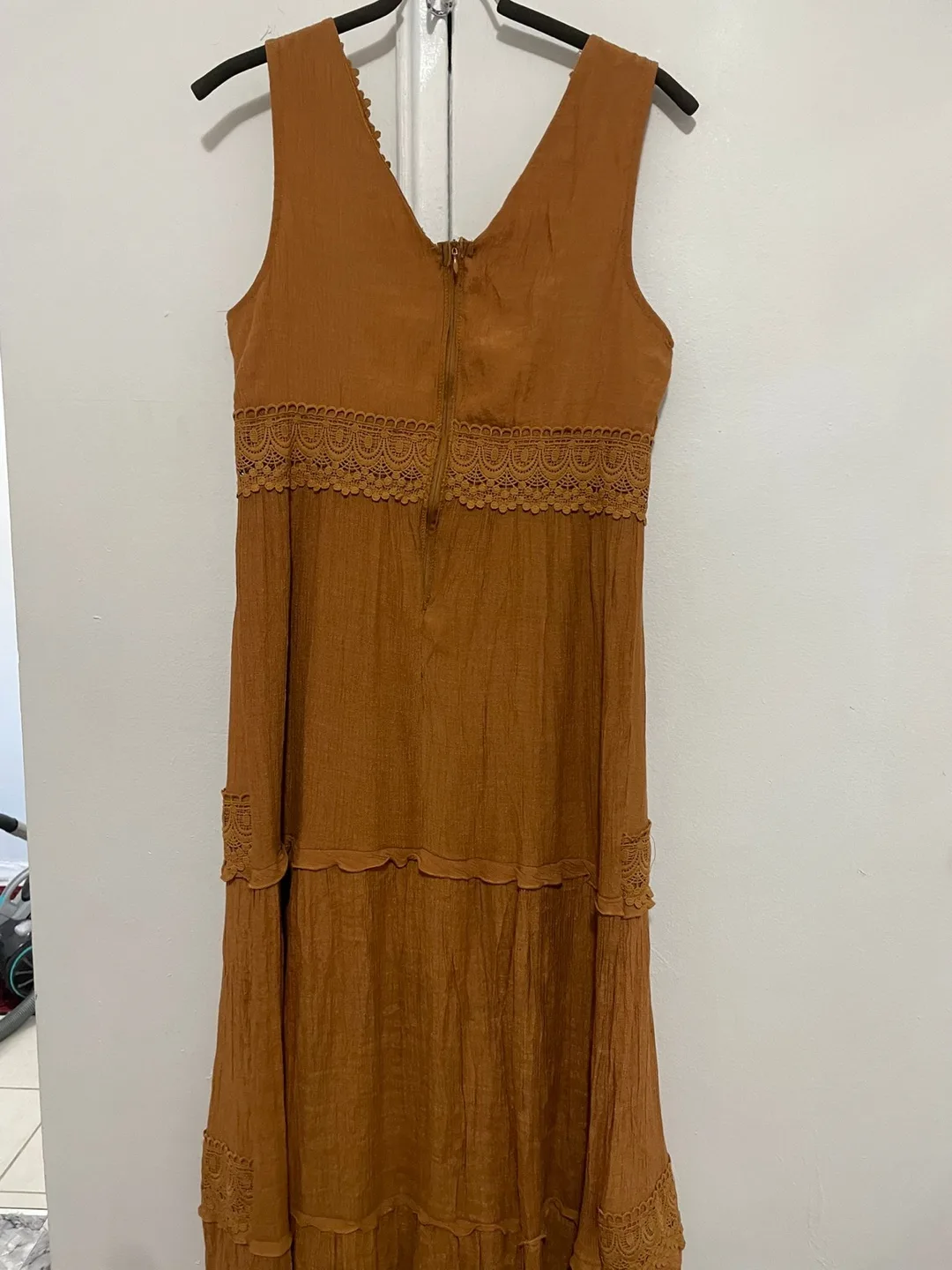 Brown Sleeveless Maxi Dress with Lace Detail image indicator(4)